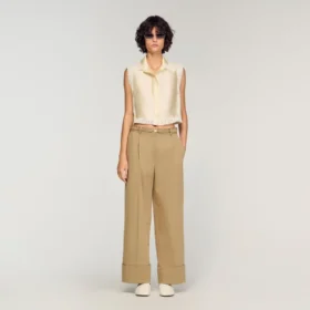 Cropped shirt with lace details Cropped shirt with lace details