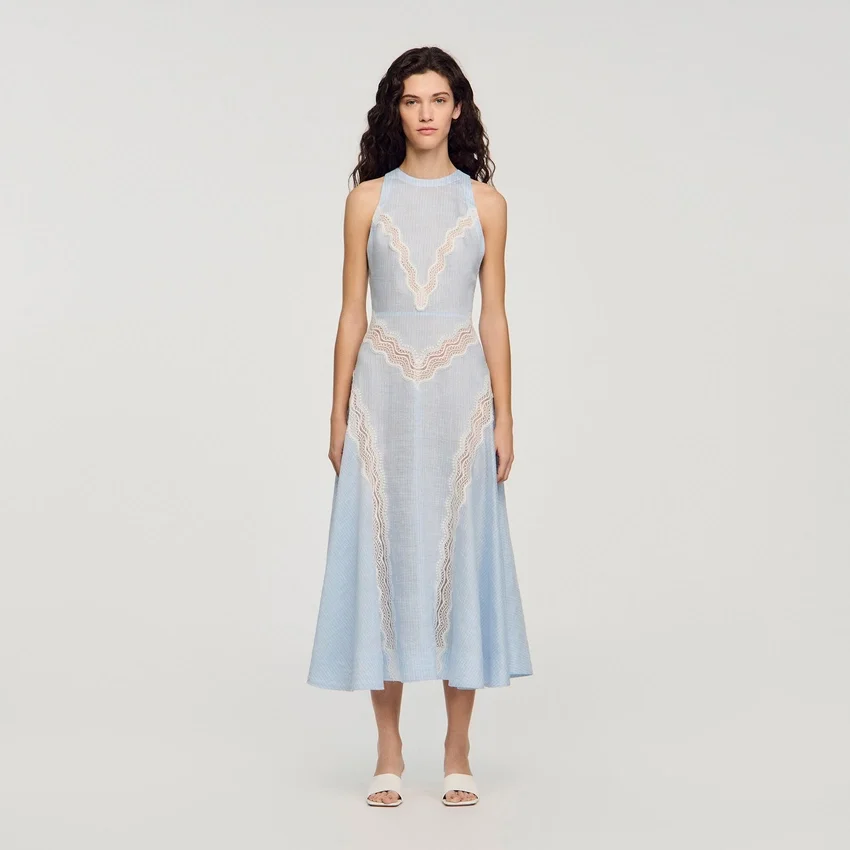 Maxi dress with lace details Maxi dress with lace details