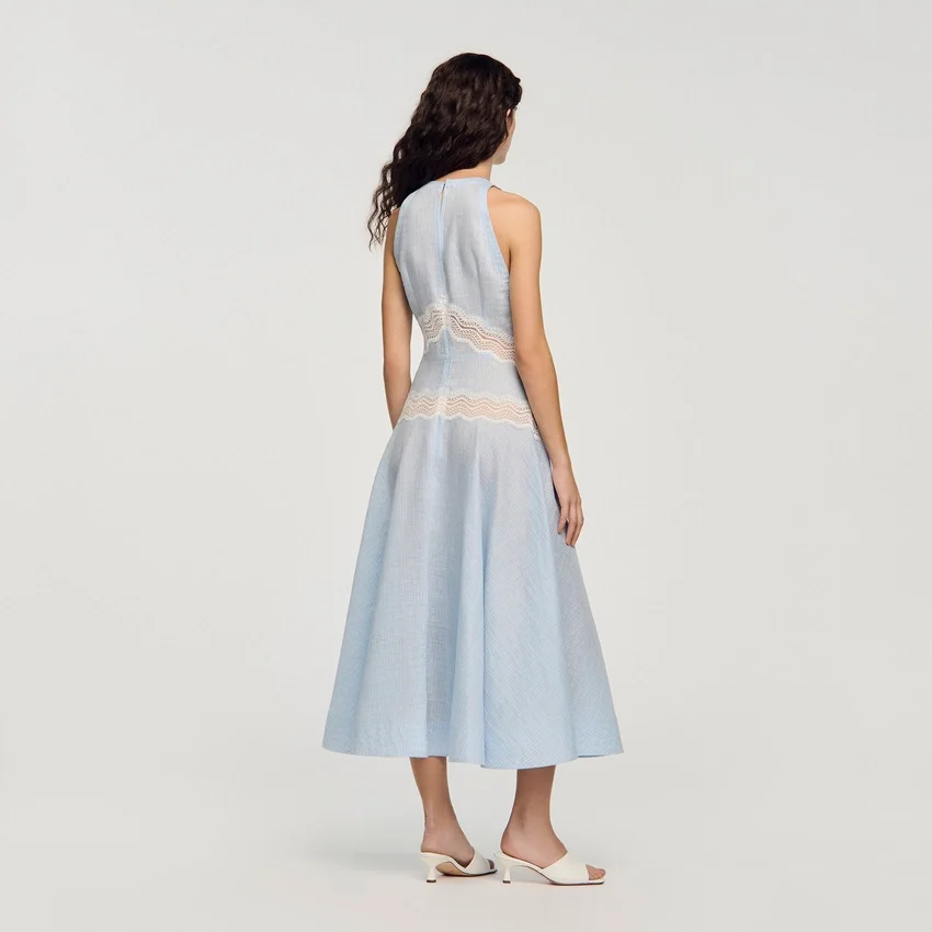 Maxi dress with lace details Maxi dress with lace details