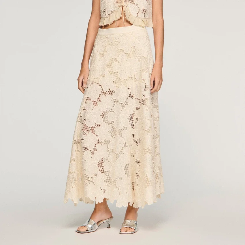 Maxi guipure skirt Maxi guipure skirt
